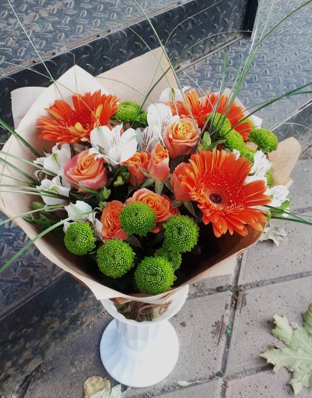 Букет цветов из: Герберы, Хризантемы, Альстромерии и Розы в Чапаевском