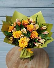 Букет цветов из:  Альстромерии и Розы в Чапаевском