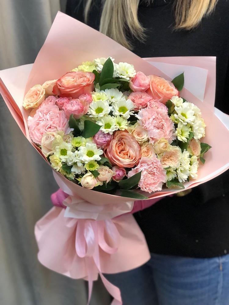 Букет цветов из: Гвоздики, Розы и Хризантемы в Чапаевском