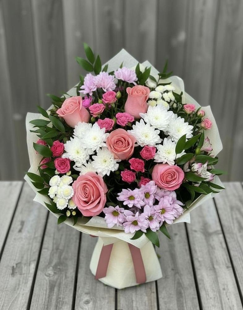 Букет цветов из: Альстромерии, Гвоздики, Розы и Хризантемы в Чапаевском
