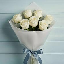Букет 7 Белых роз Эдлесс Лав в Чапаевском