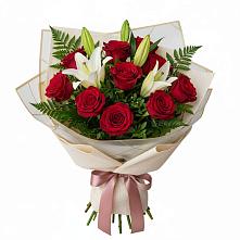 Букет цветов из:  Лилии и Розы #REPLACE_PRED# Чапаевском