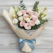 Букет цветов из:  Лизиантусы в Чапаевском