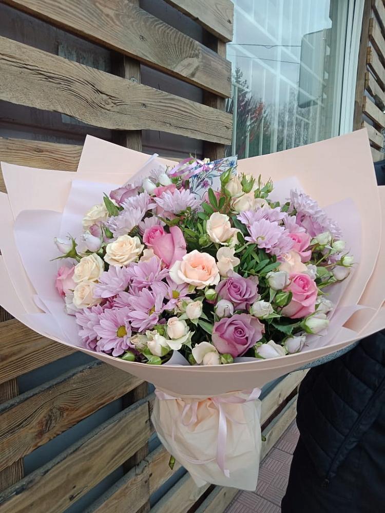 Букет цветов из: Розы и Хризантемы в Чапаевском