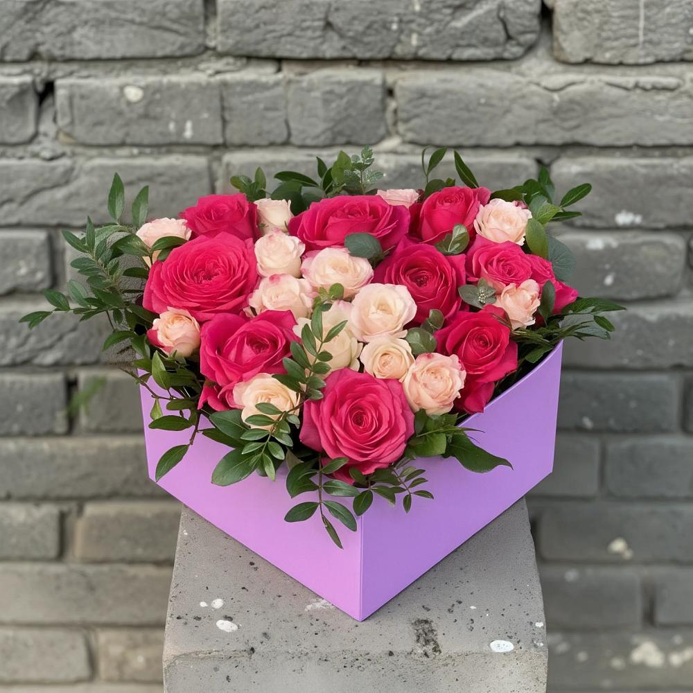 Цветочная композиция из Розы в коробке в Чапаевском