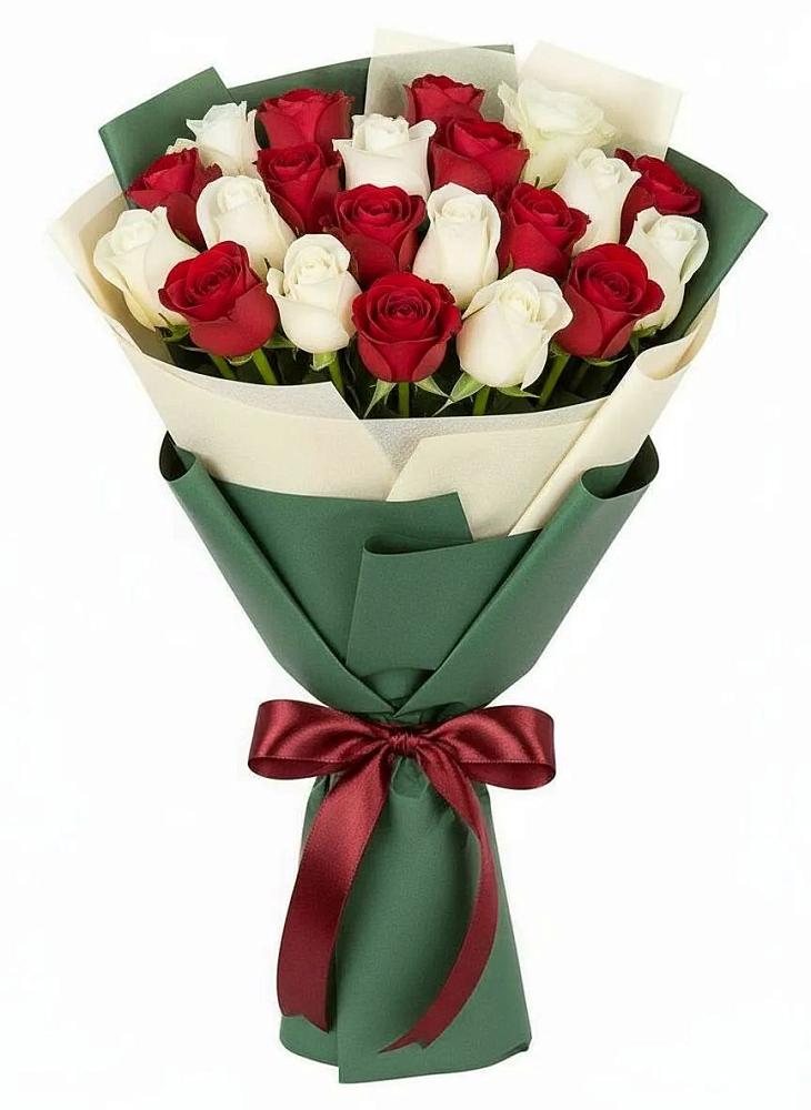 Букет Микс из красных и белых роз в Чапаевском