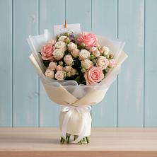 Букет цветов из:  Розы в Чапаевском