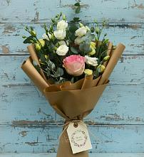 Букет цветов из:  Розы и Лизиантусы в Чапаевском