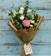 Букет цветов из:  Розы и Лизиантусы в Чапаевском