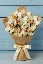 Букет цветов из:  Орхидеи и Розы в Чапаевском